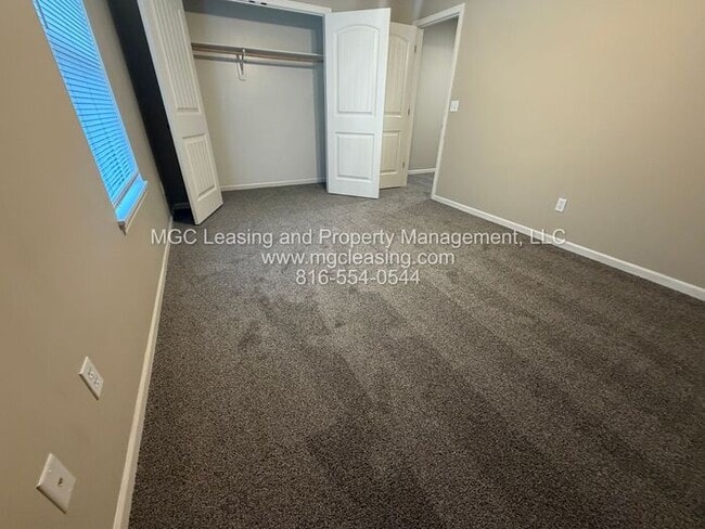 Building Photo - December Special at Serrano - $1,000 Credit w/ a 15 Month Lease!