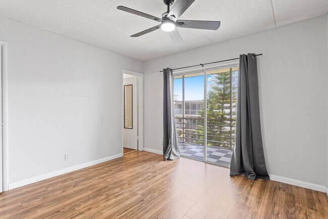 Building Photo - 4500 N Flagler Dr