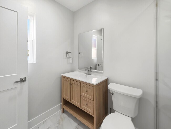 Building Photo - COMING SOON! Gorgeous 3 Bedroom 2 Bath ranch in Venetian Hills