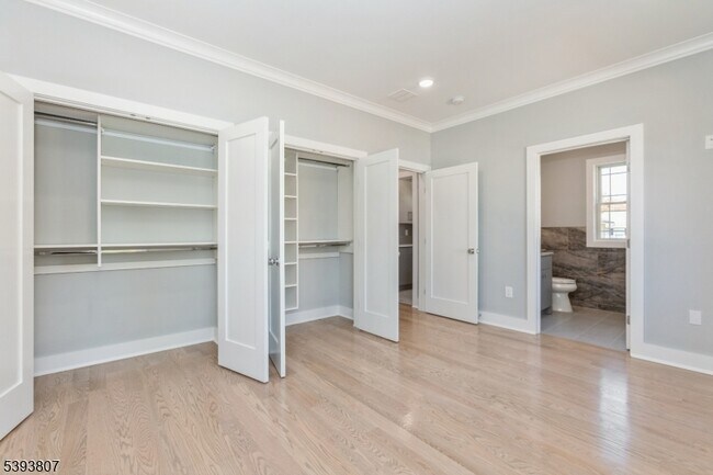 Building Photo - 8 Gregory Rd