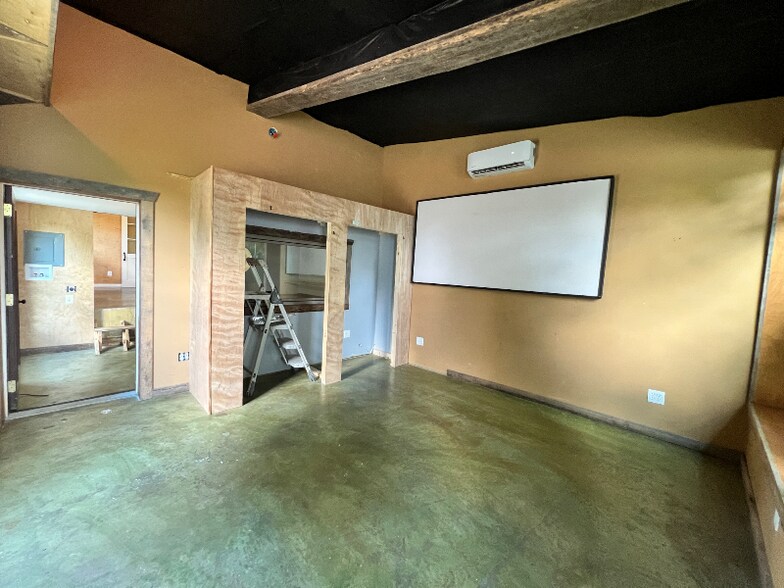 Building Photo - 1279 Kenmore Pl