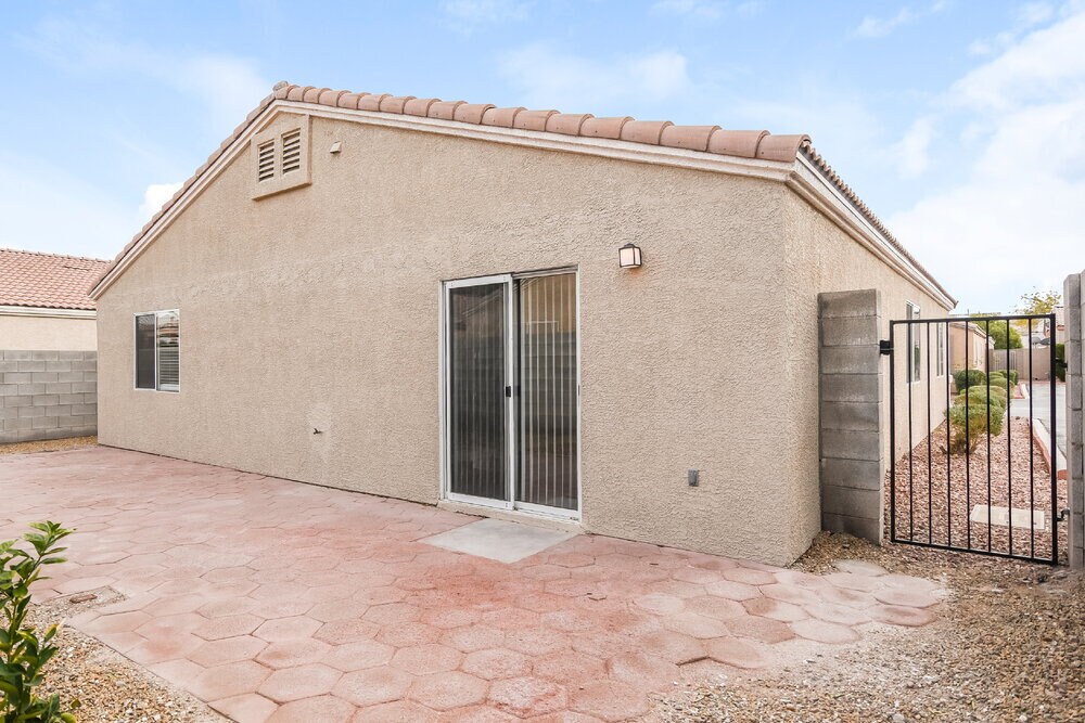 Building Photo - 5269 Mineral Lake Dr