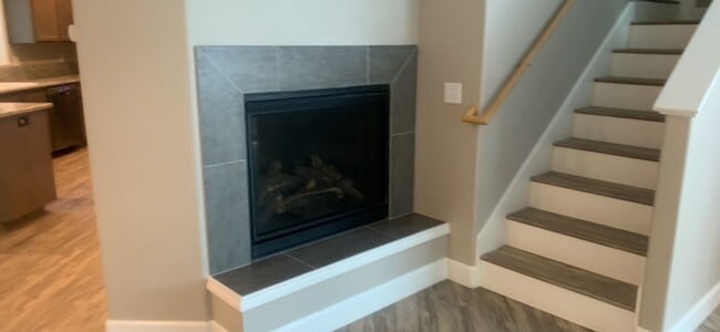 Building Photo - Beautiful newer home