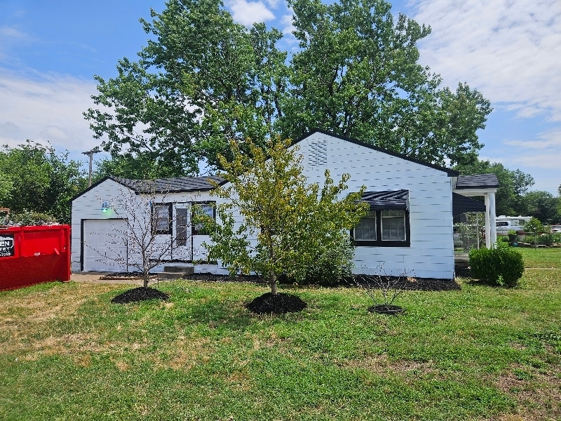 Building Photo - 4703 E Latimer Pl