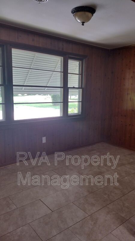 Building Photo - 7161 Dabneys Mill Rd