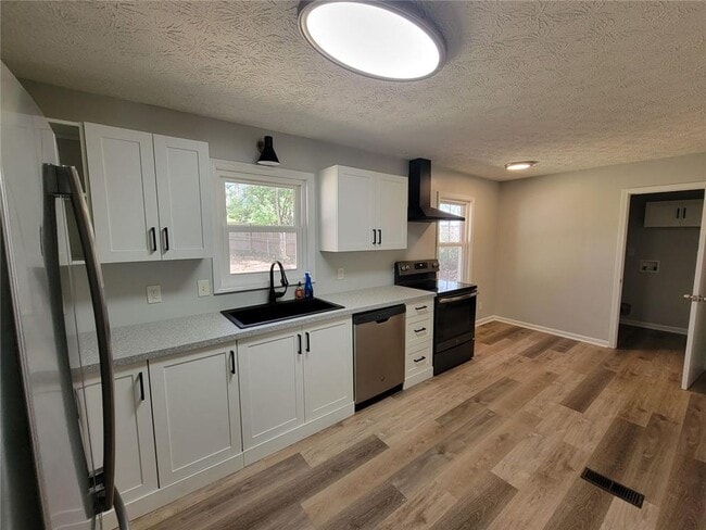 Building Photo - 2392 Shire Ct