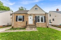 Building Photo - 15605 Benhoff Dr