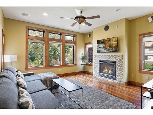 Building Photo - 2313 Cole Ave SE