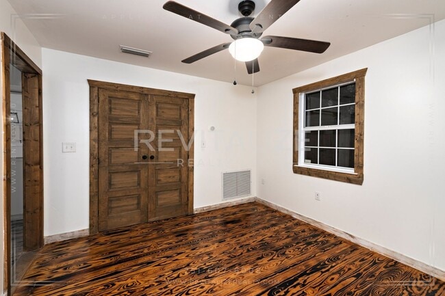 Building Photo - Charming Foley Bungalow with Timeless Character and Plenty of Storage!