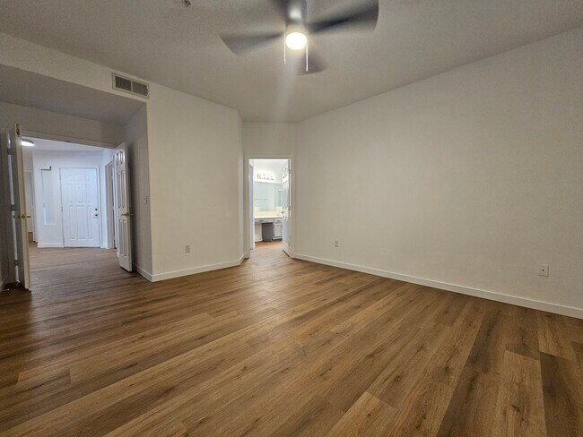 Master Bedroom - 15050 N Thompson Peak Pkwy