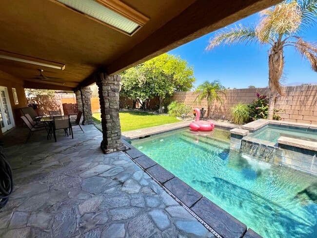 Primary Photo - 82222 Pinyon Ave