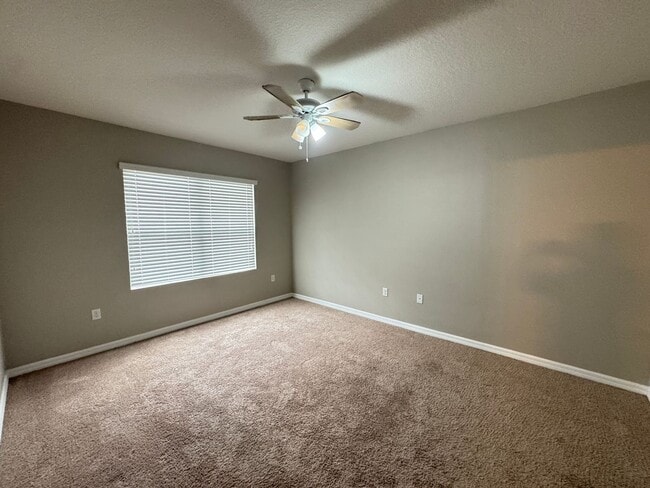 Building Photo - Beautiful 4 Bedroom 2 Bathroom Home in Bartow!