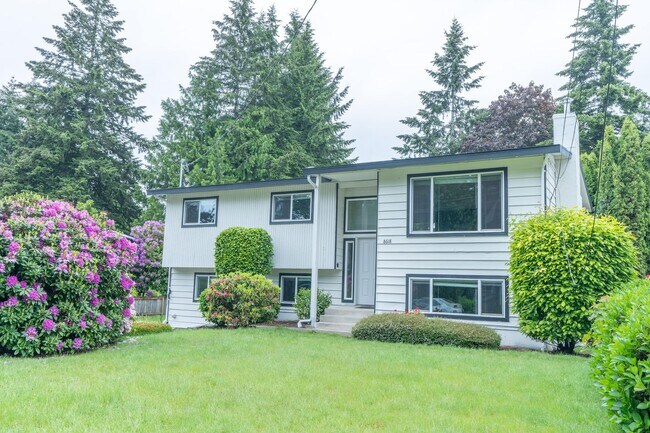 Building Photo - 4bed/3bath home in Finn Hill