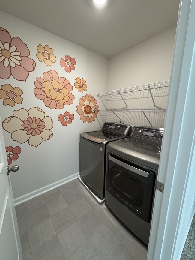 Building Photo - 134 David Hl Dr