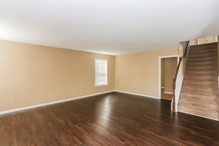 Building Photo - 3118 Bamburgh Ct