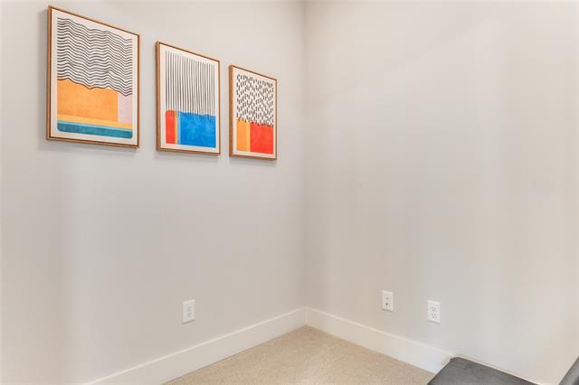 Building Photo - 3691 Rosemont Dr