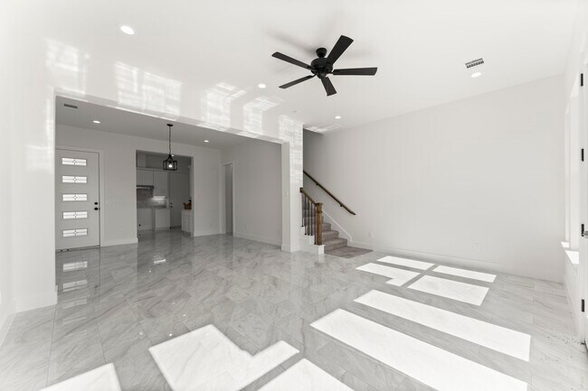 Building Photo - 6808 Ralston St