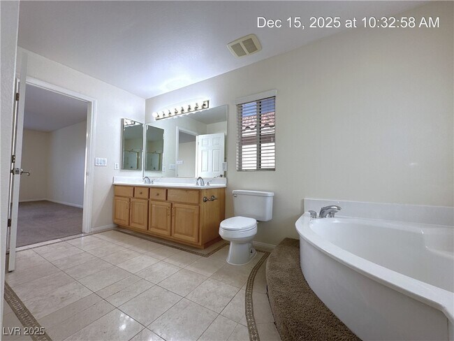 Building Photo - 10985 Fintry Hills St