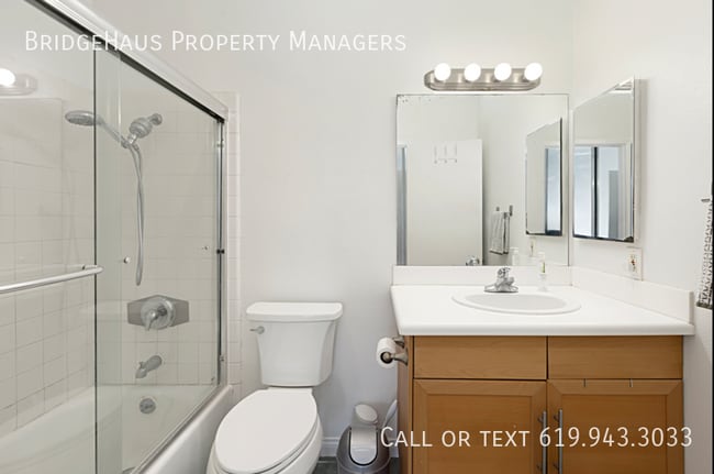 Building Photo - 2650 Broadway-212