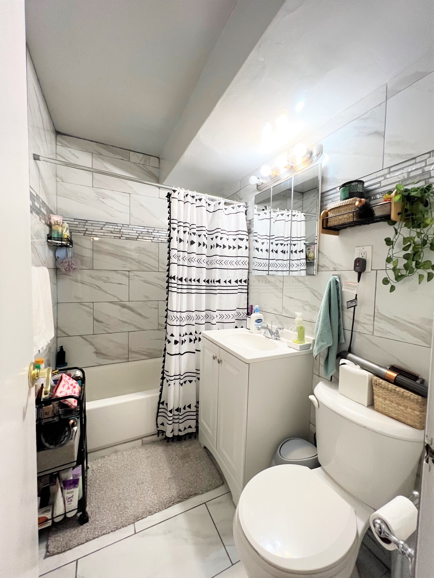 Building Photo - 280 Marin Blvd