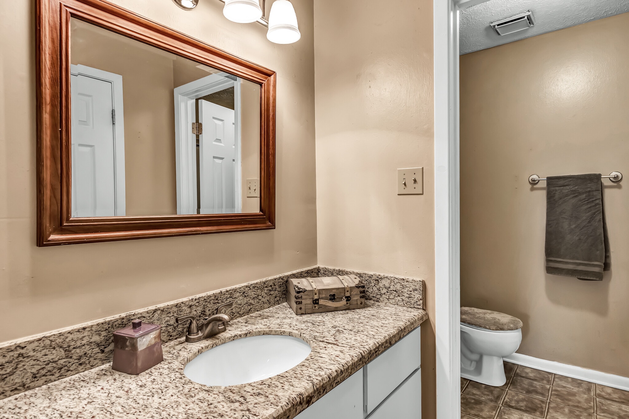 Building Photo - 2304 West Creek