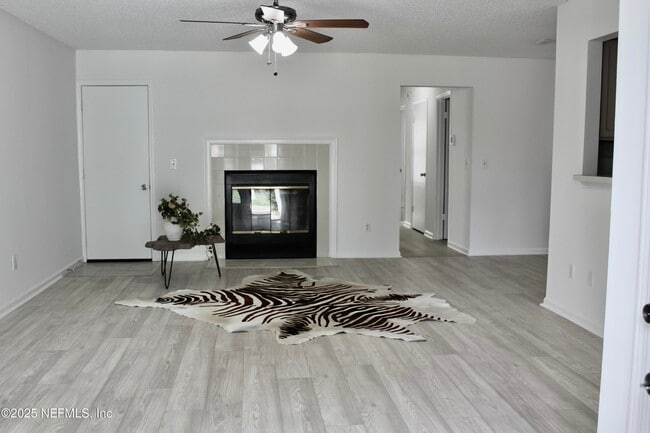 Primary Photo - 12627 Enchanted Hollow Dr