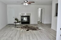 Building Photo - 12627 Enchanted Hollow Dr