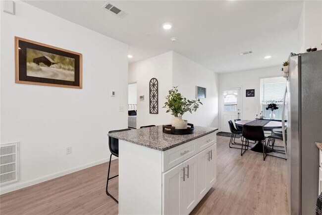 Building Photo - 23823 Escardilla Dr