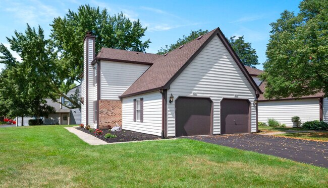 Building Photo - 2651 Country Oaks Ct