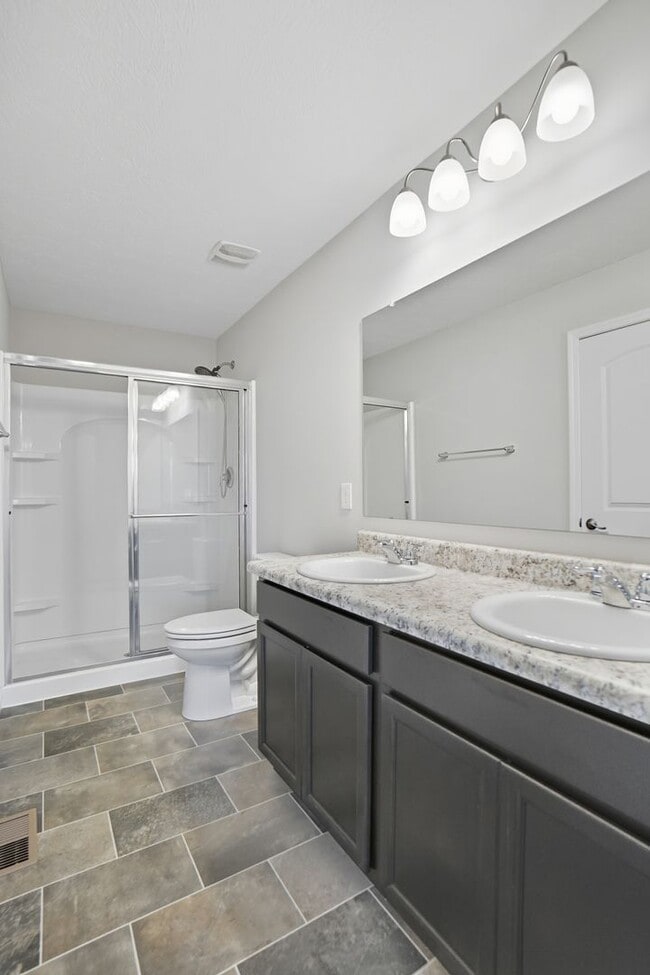 Building Photo - Spacious 4 Bedroom, 2.5 Bathroom home in Morrow, OH!