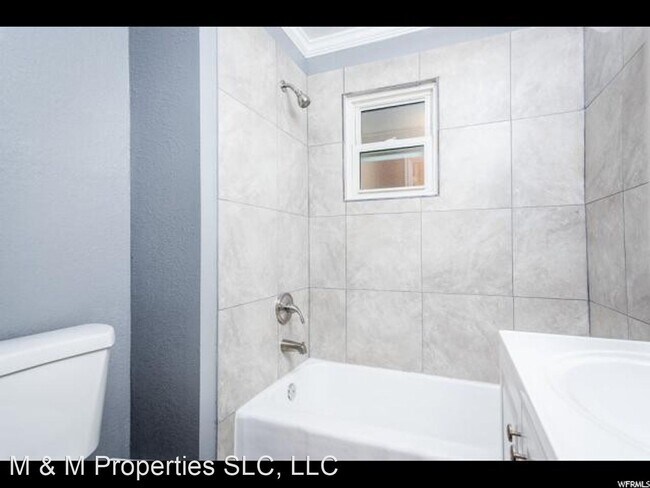 Building Photo - 43 E Coatsville Ave