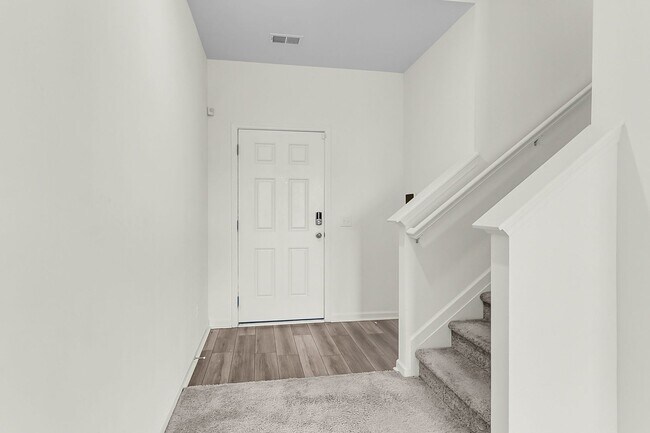 Building Photo - 424 Pender Woods Dr