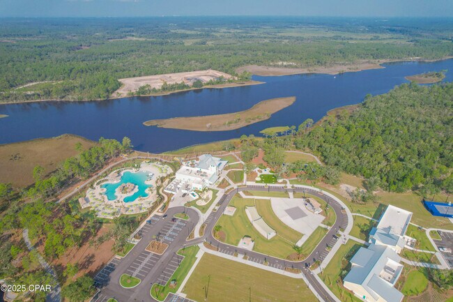 Building Photo - 8400 Dockside Pl