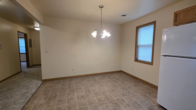 Building Photo - Charming 2 Bedroom  in the Heart of Black ...