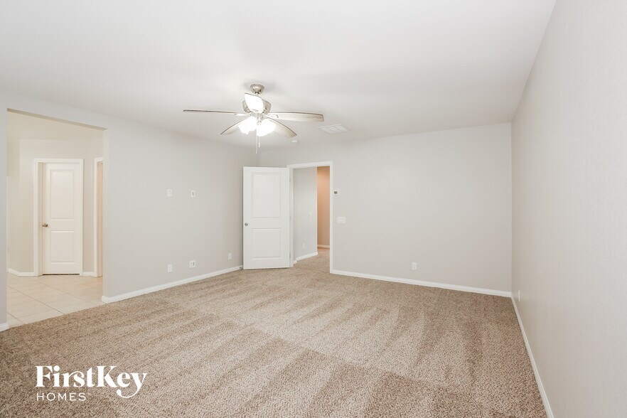 Building Photo - 4556 Amberley Ridge Ave