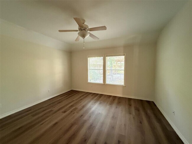 Building Photo - 5615 Shoal Creek Blvd