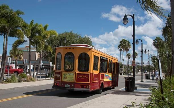 Building Photo - 318 E Tarpon Ave