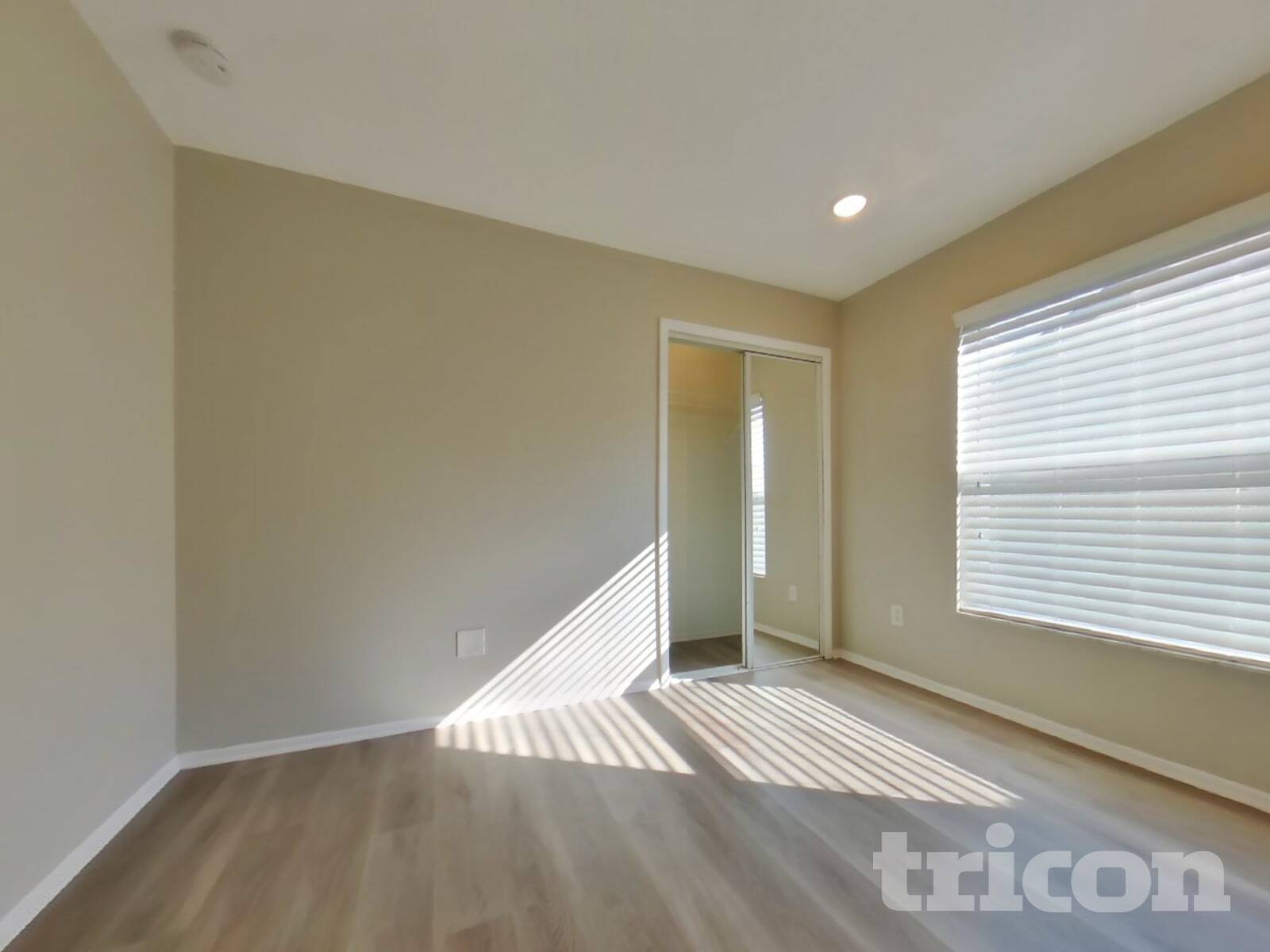 Building Photo - 2942 Mallorn Way