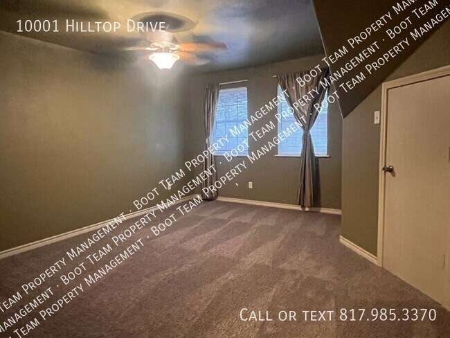 Building Photo - 10001 Hill Top Dr