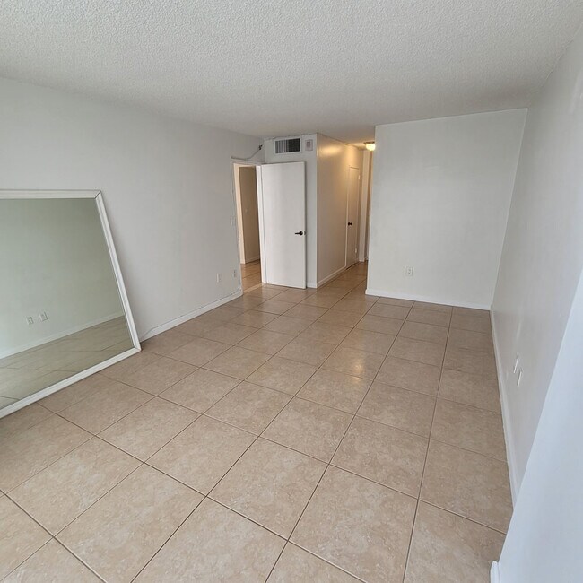 Bedroom - 1228 West Ave