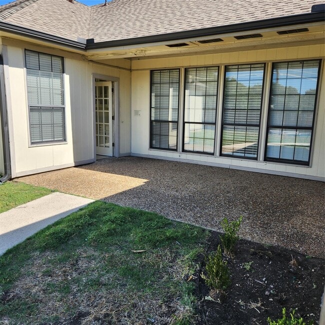 Building Photo - 7303 Williamswood Dr