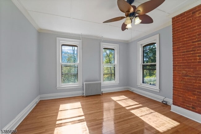 Building Photo - 810 Old York Rd