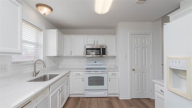 Building Photo - 402 Silver Mine Dr