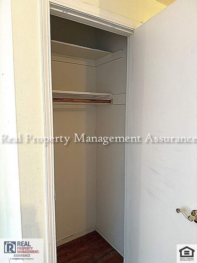 Building Photo - 3260 Arbor Dr