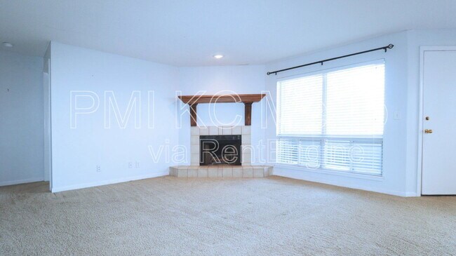 Building Photo - 11224 Nieman Rd
