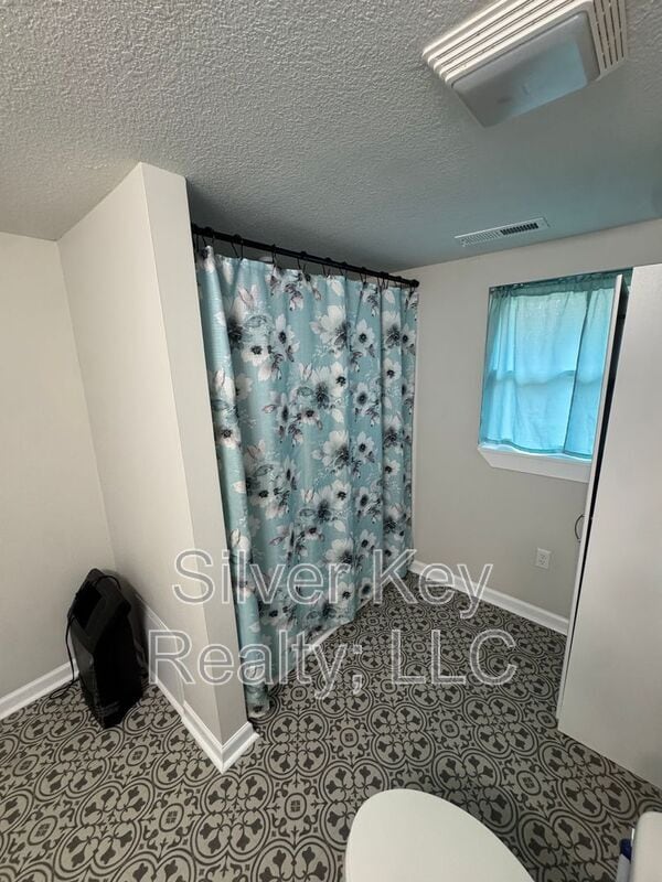 Building Photo - 1858 Reed Rd