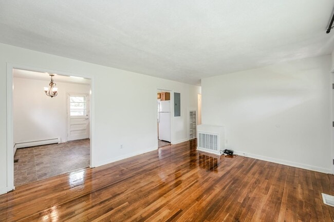 Building Photo - 9507 Stockbridge Dr