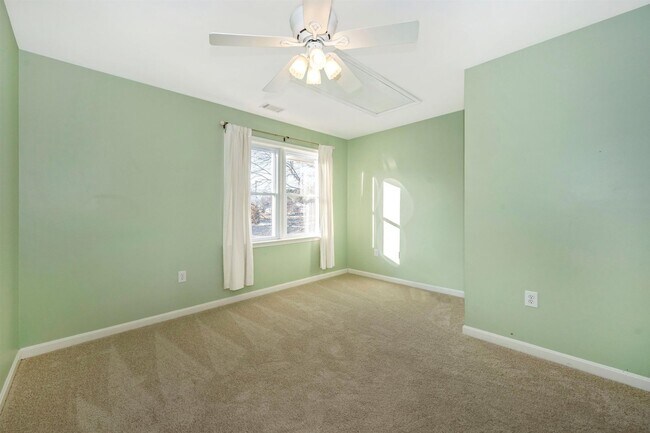 Building Photo - WELLER ESTATES