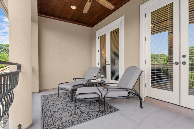 Building Photo - 106 La Vie Dr