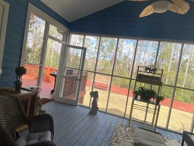 Porch - 7107 Long Boat Cir